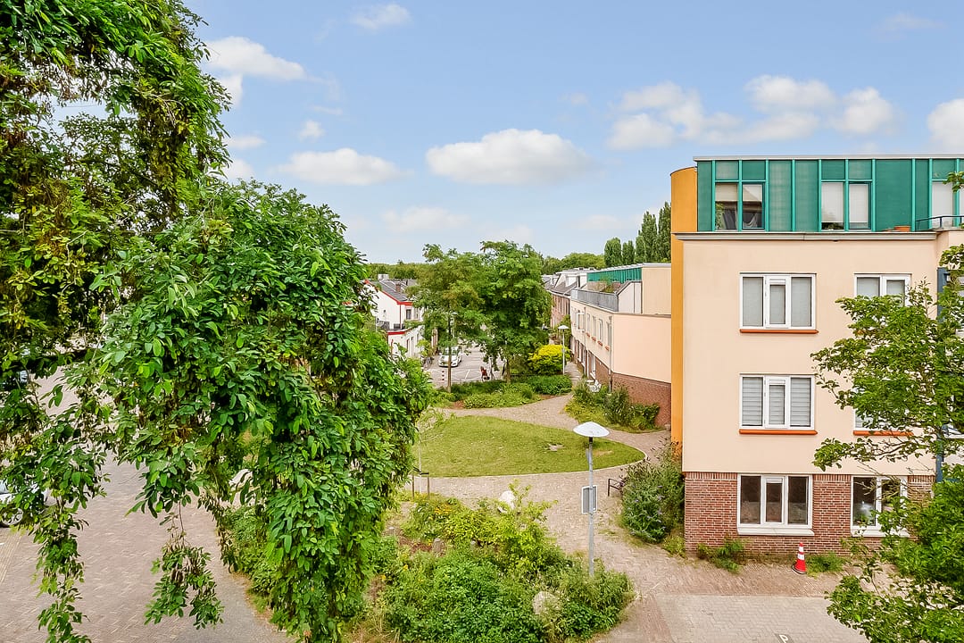 Photo 28 of Gildstraat 173