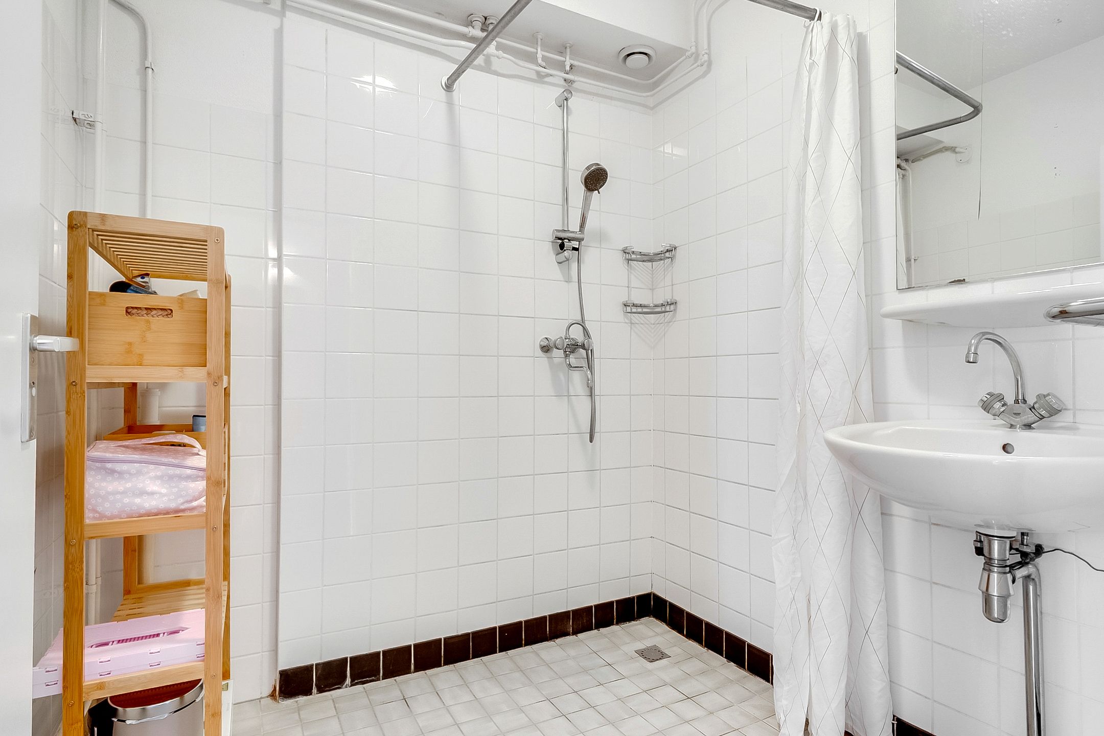 Photo 33 of Gildstraat 173