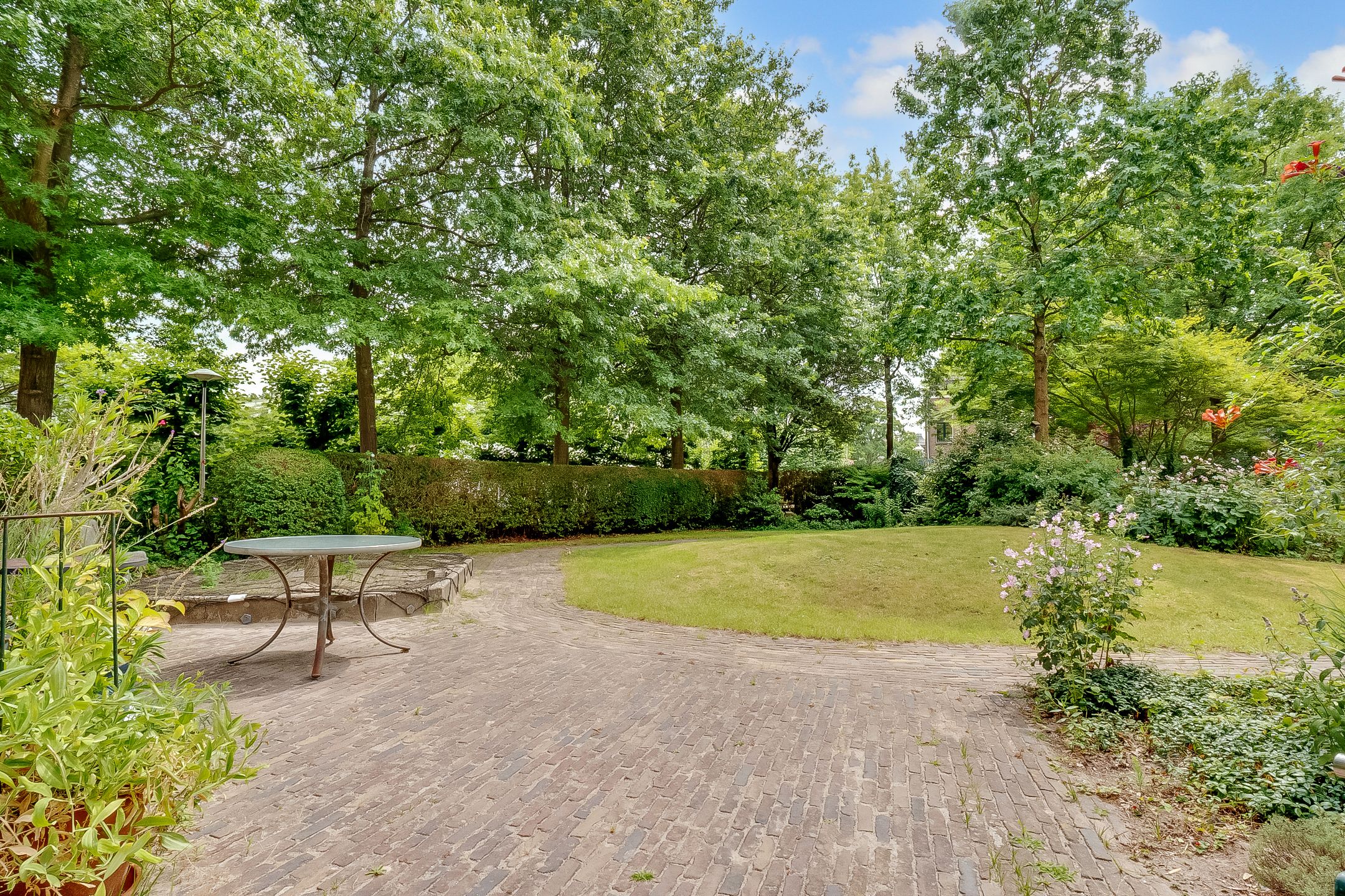 Photo 39 of Gildstraat 173