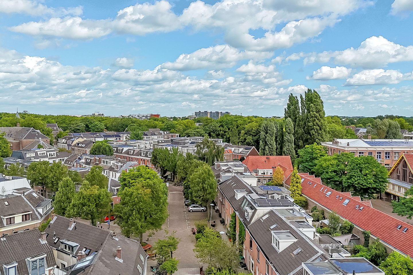 Photo 49 of Gildstraat 173