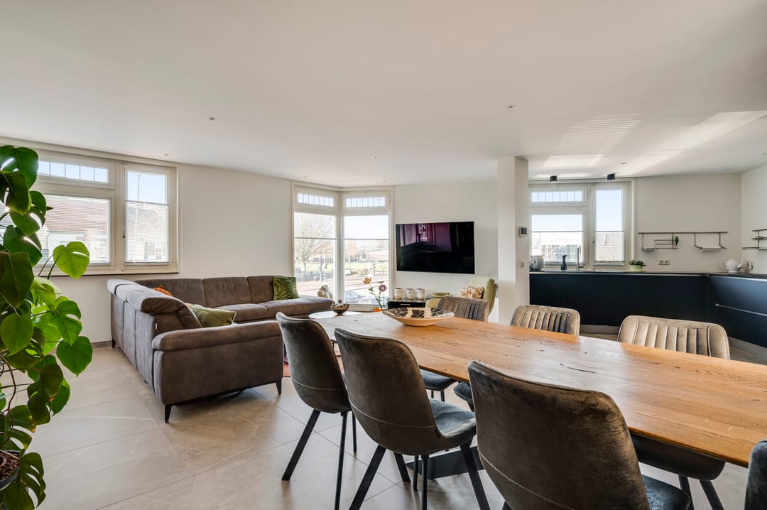 Foto 16 van Bassin 14-A