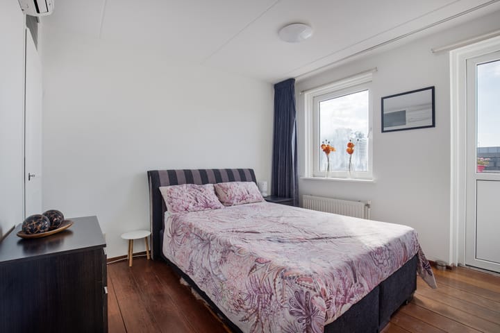 Foto 12 van Volmolengracht 16