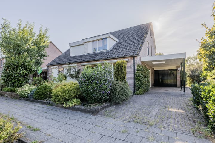 Foto 1 van Willem Alexanderlaan 75