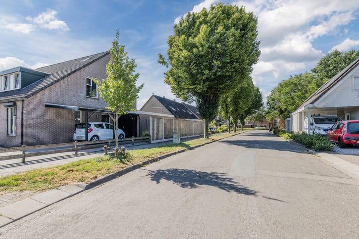 Foto 40 van Willem Alexanderlaan 75