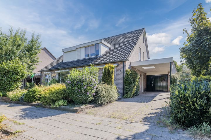 Foto 50 van Willem Alexanderlaan 75