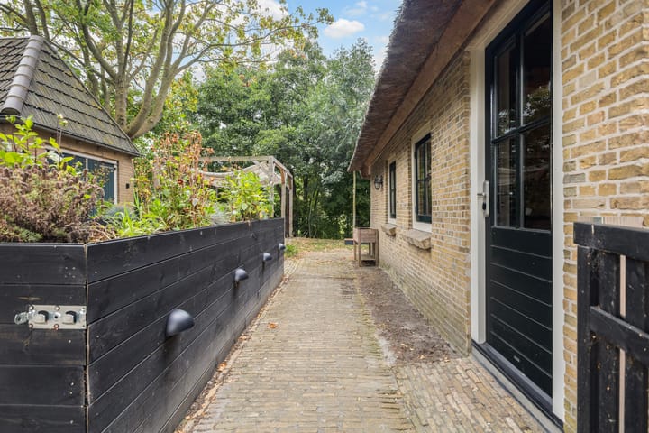 Foto 77 van Harlingerweg 54-A