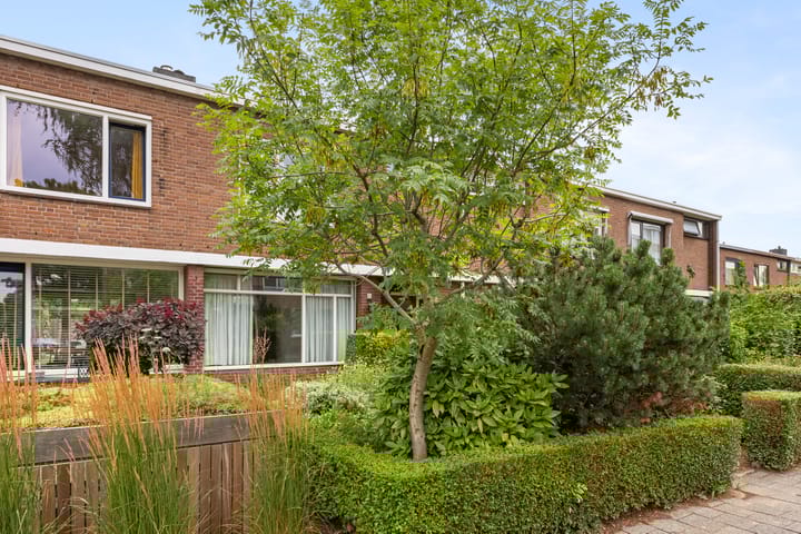 Foto 2 van Planetenstraat 14