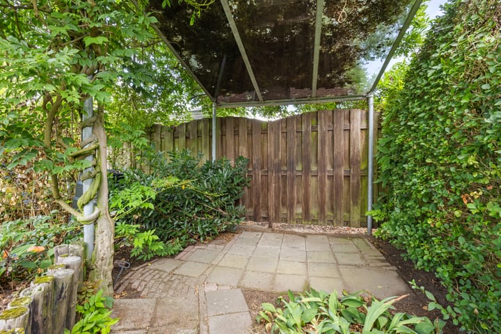 Foto 30 van Planetenstraat 14