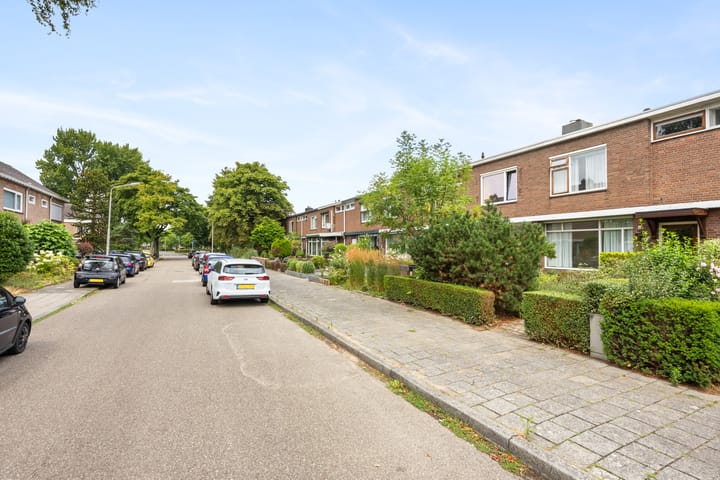 Foto 33 van Planetenstraat 14