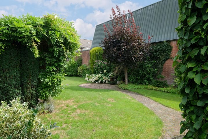 Photo 5 of Worker Landen 16-A