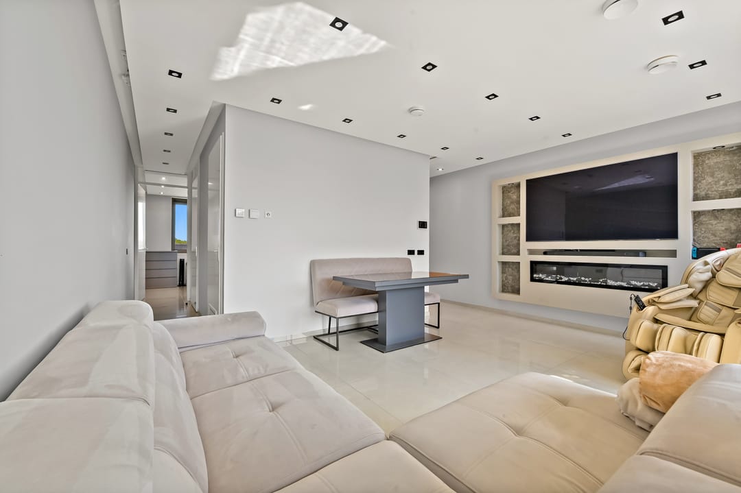 Foto 16 van Leyweg 1229