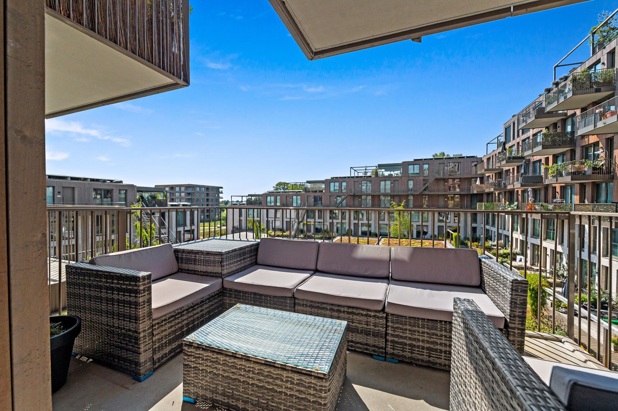 Foto 18 van Leyweg 1229