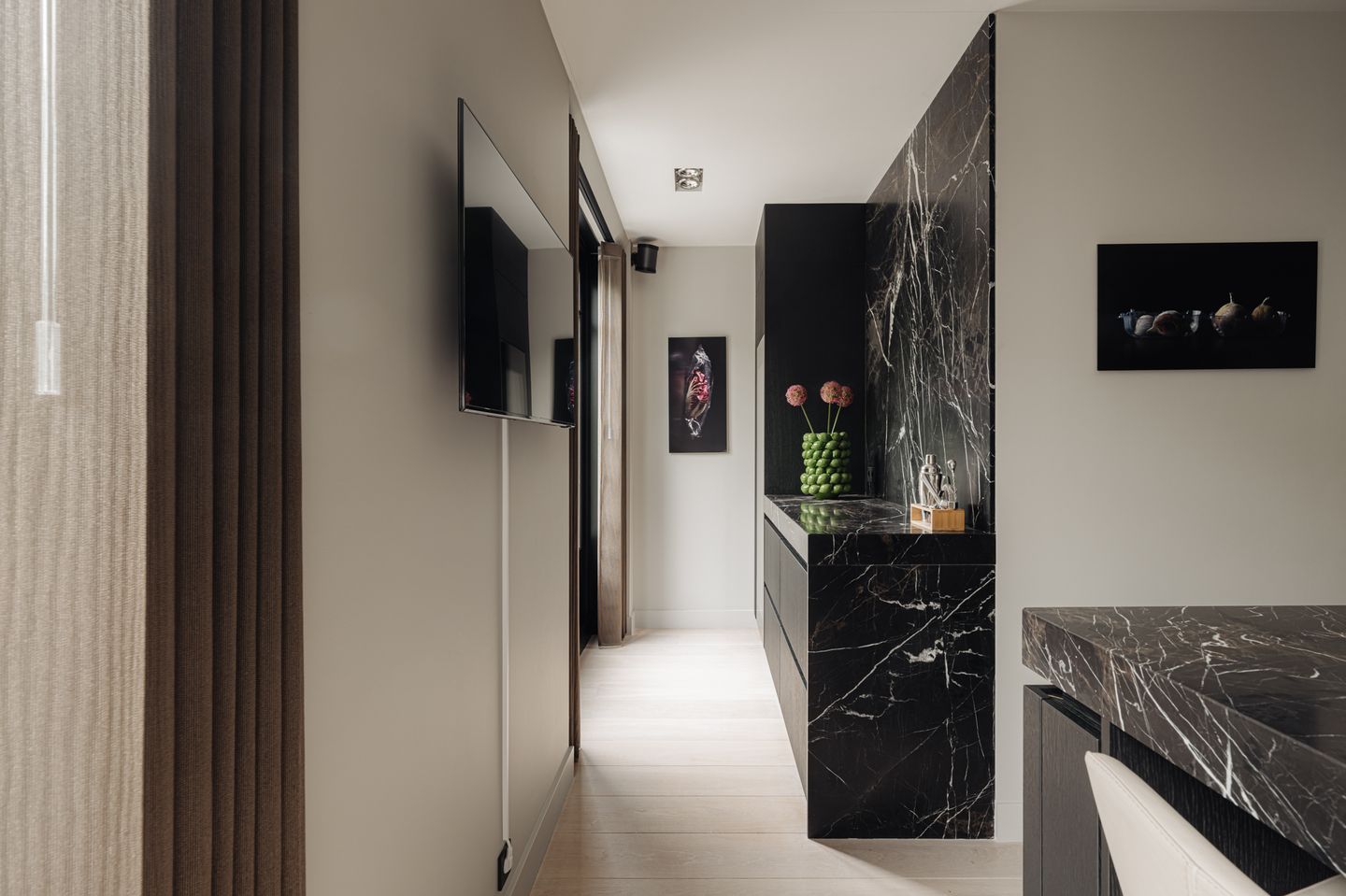 Foto 10 van Rijksweg-West 10-H