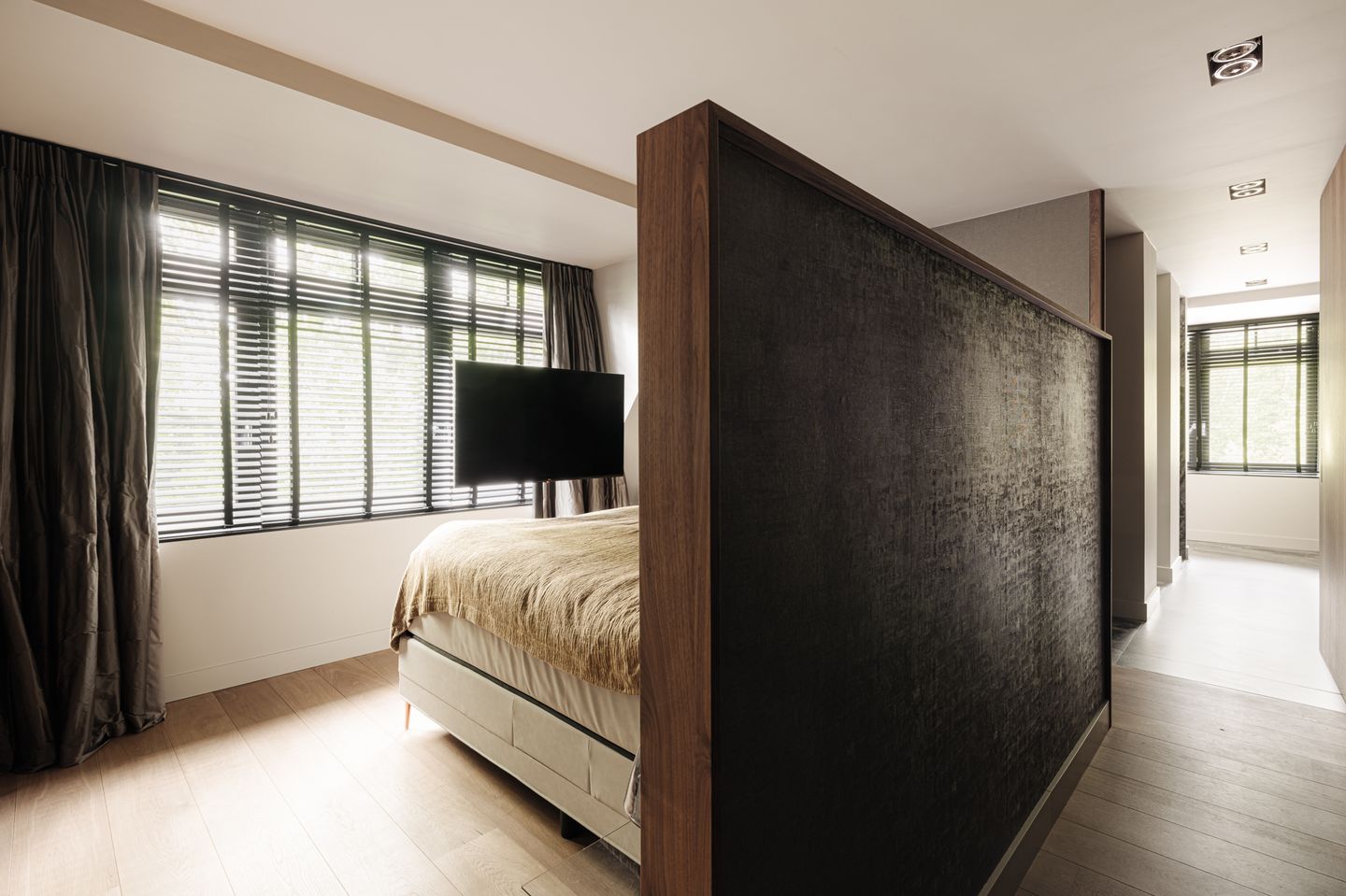 Foto 14 van Rijksweg-West 10-H