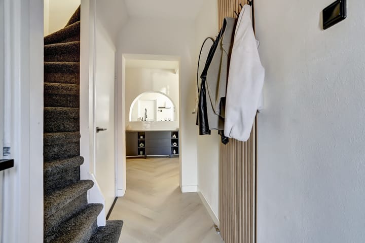 Photo 16 of Gerrit van der Veenstraat 25