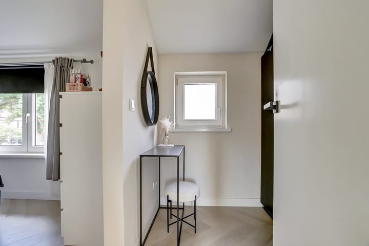 Photo 30 of Gerrit van der Veenstraat 25