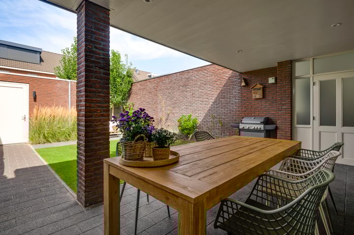 Foto 15 van Montgomerystraat 5