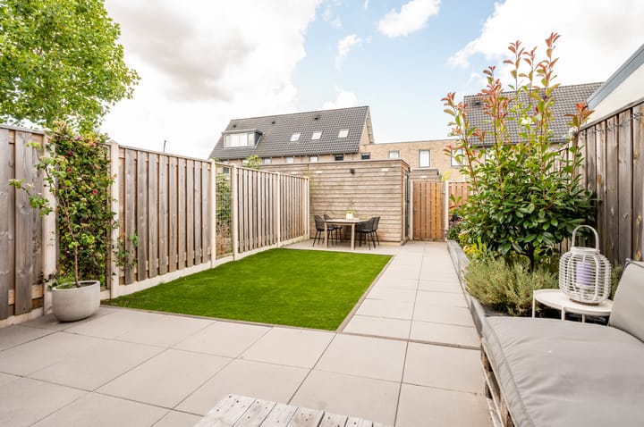 Foto 5 van Dotterbloemhof 20