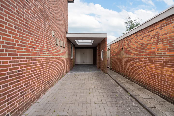 Foto 31 van 's-Hertogenradestraat 23