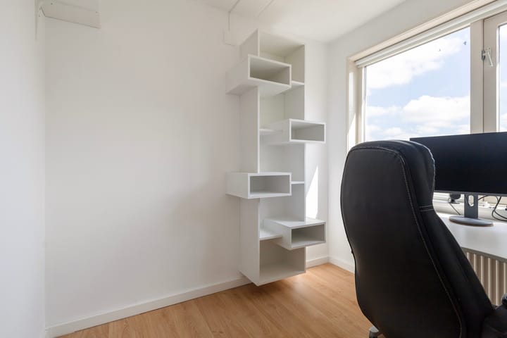 Photo 47 of Sixmastins 2