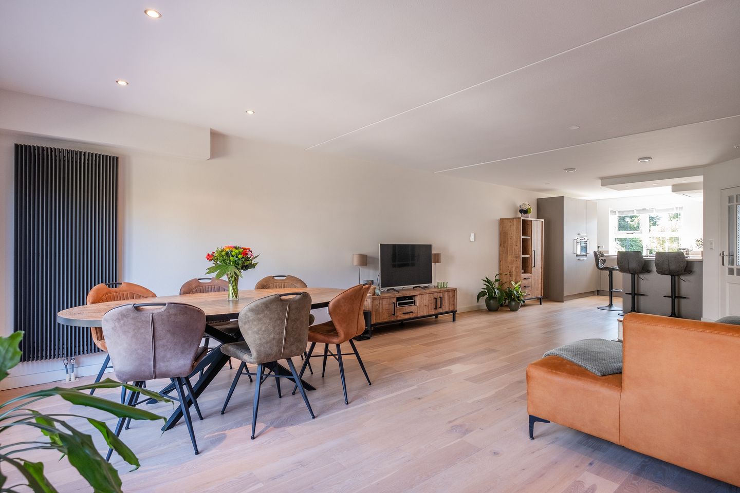 Photo 5 of Anna van Bossetuin 21