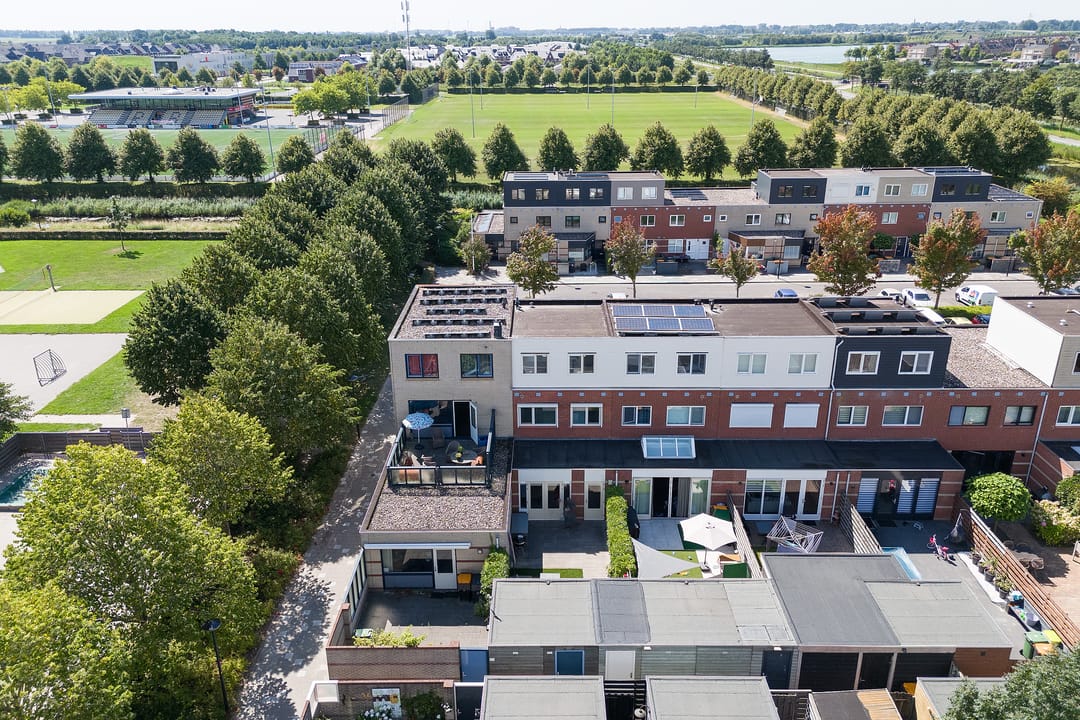 Photo 32 of Anna van Bossetuin 21