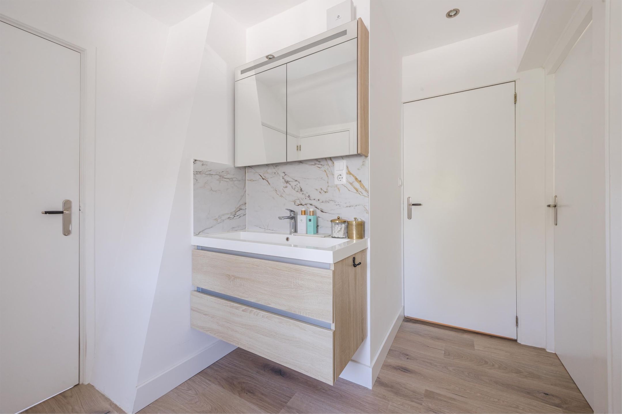 Photo 36 of Dorpsstraat 42-B