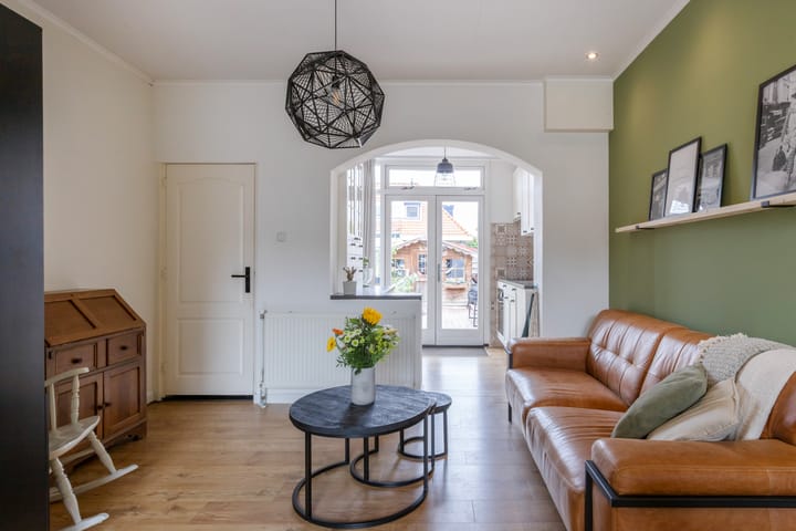 Foto 14 van Vossiusstraat 2