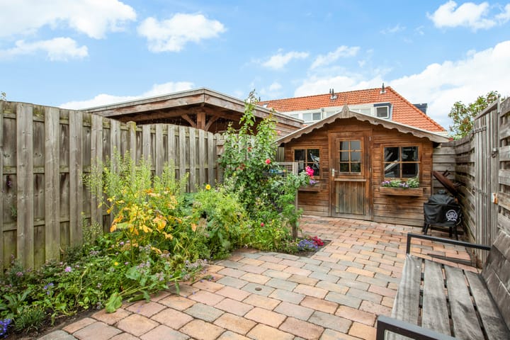 Foto 25 van Vossiusstraat 2