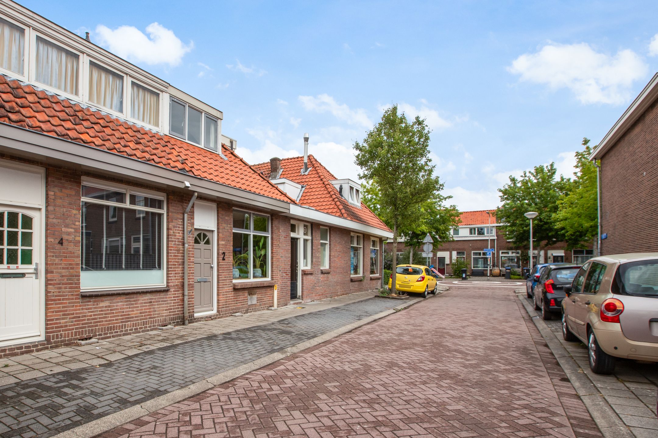 Photo 39 of Vossiusstraat 2