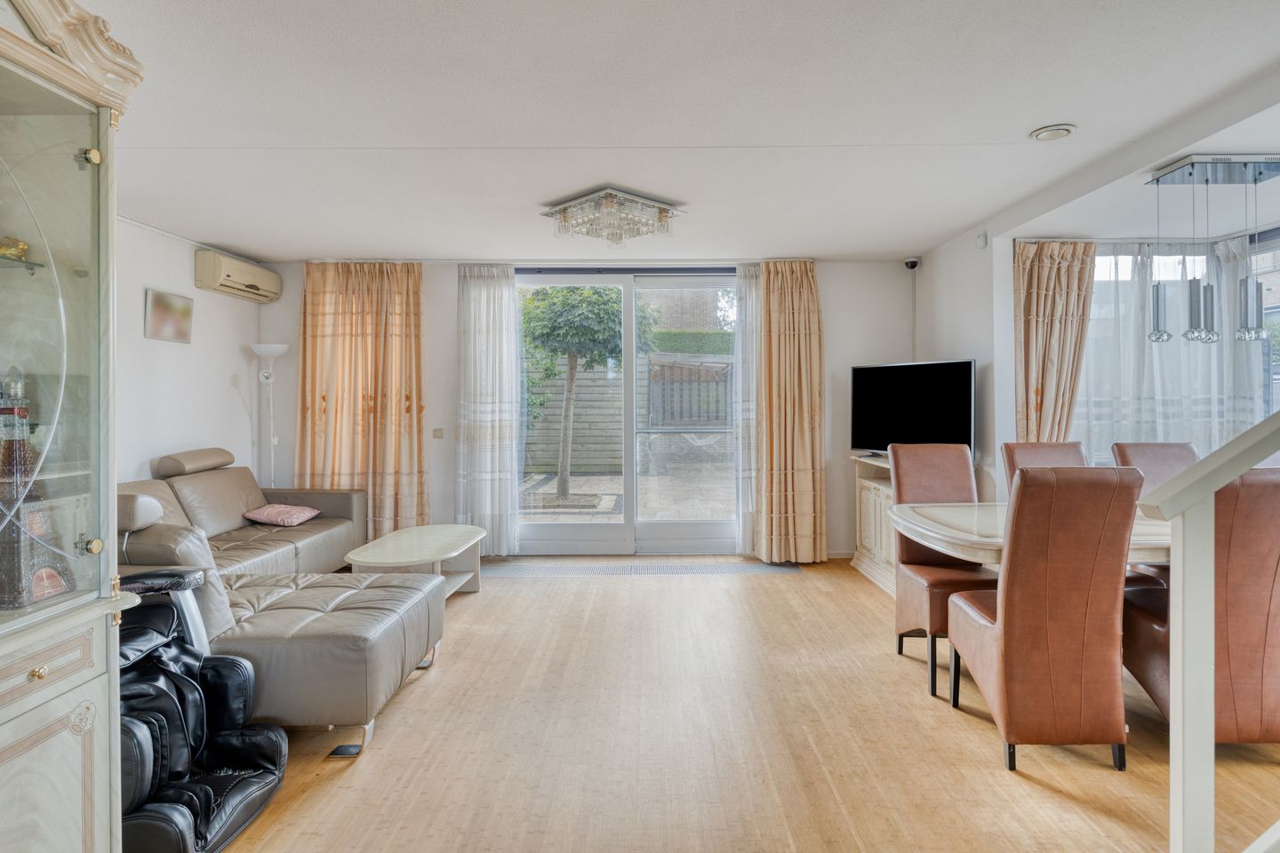 Foto 10 van De Bogaert 17