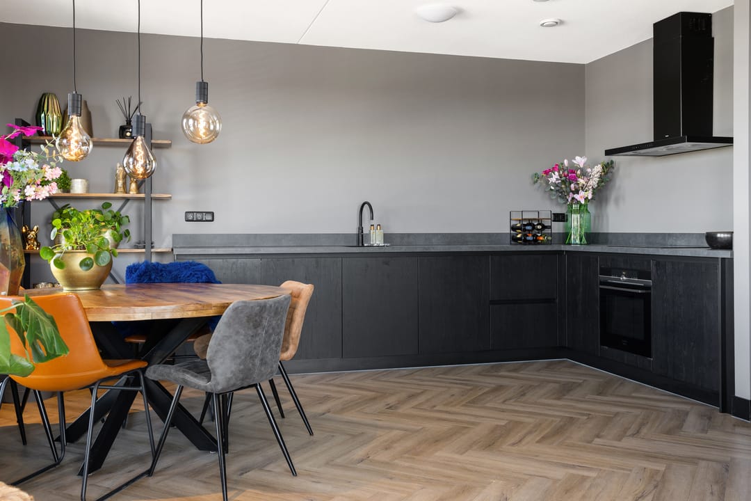 Foto 2 van Weerdingerstraat 343