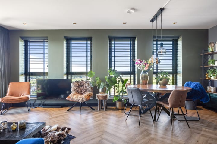 Foto 10 van Weerdingerstraat 343