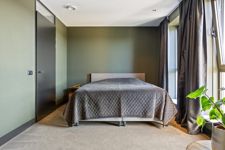 Foto 29 van Weerdingerstraat 343