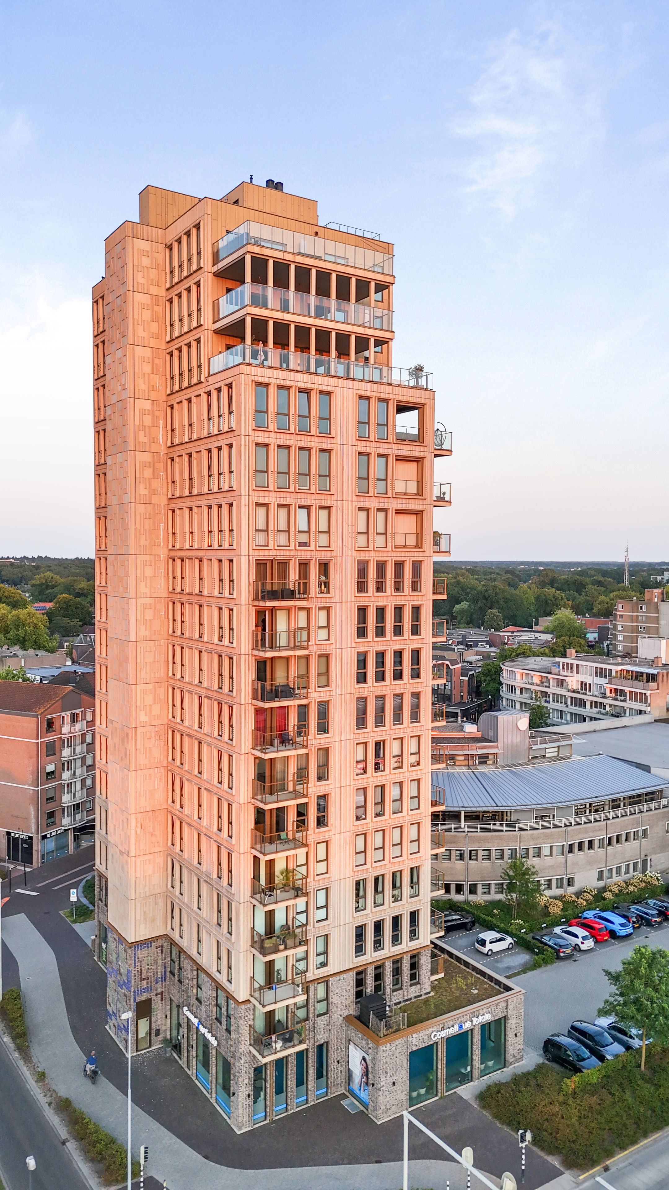 Foto 51 van Weerdingerstraat 343