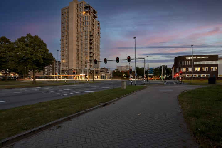 Foto 54 van Weerdingerstraat 343