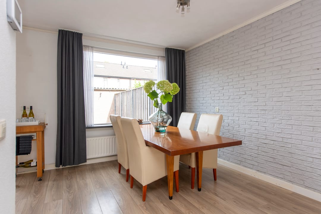 Foto 8 van Alpenlaan 187