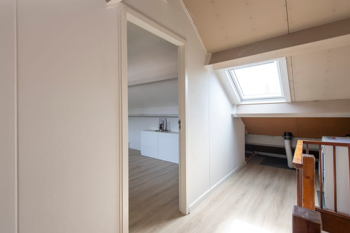 Photo 23 of Alpenlaan 187