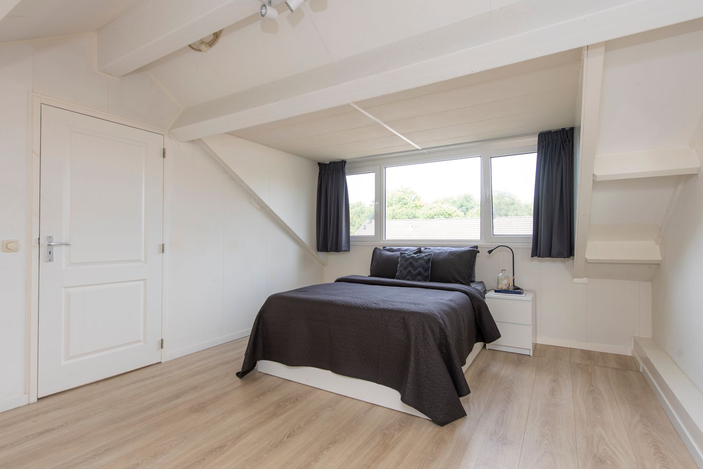 Foto 25 van Alpenlaan 187