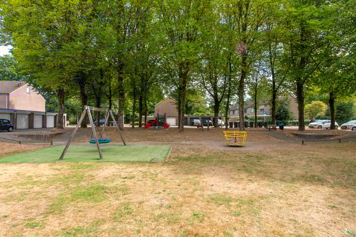 Photo 33 of Alpenlaan 187