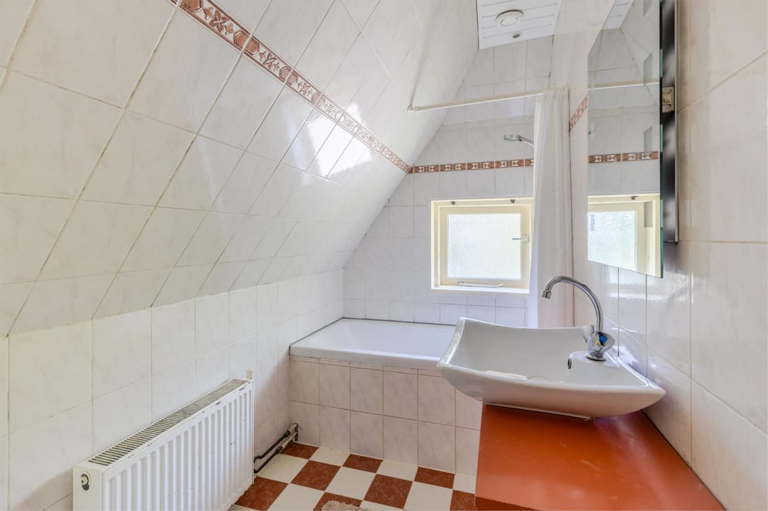 Photo 28 of Sportstraat 12