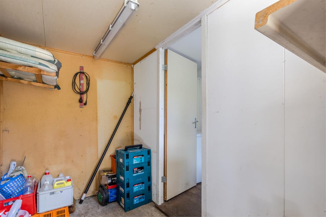 Photo 37 of Sportstraat 12