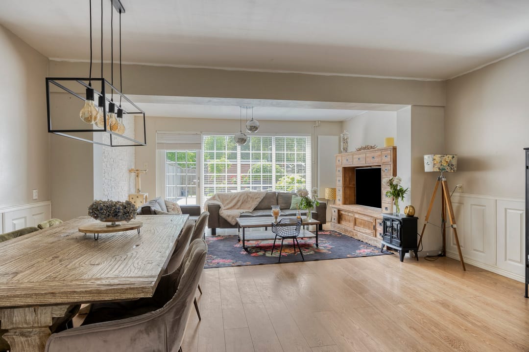 Photo 11 of De Pol 25