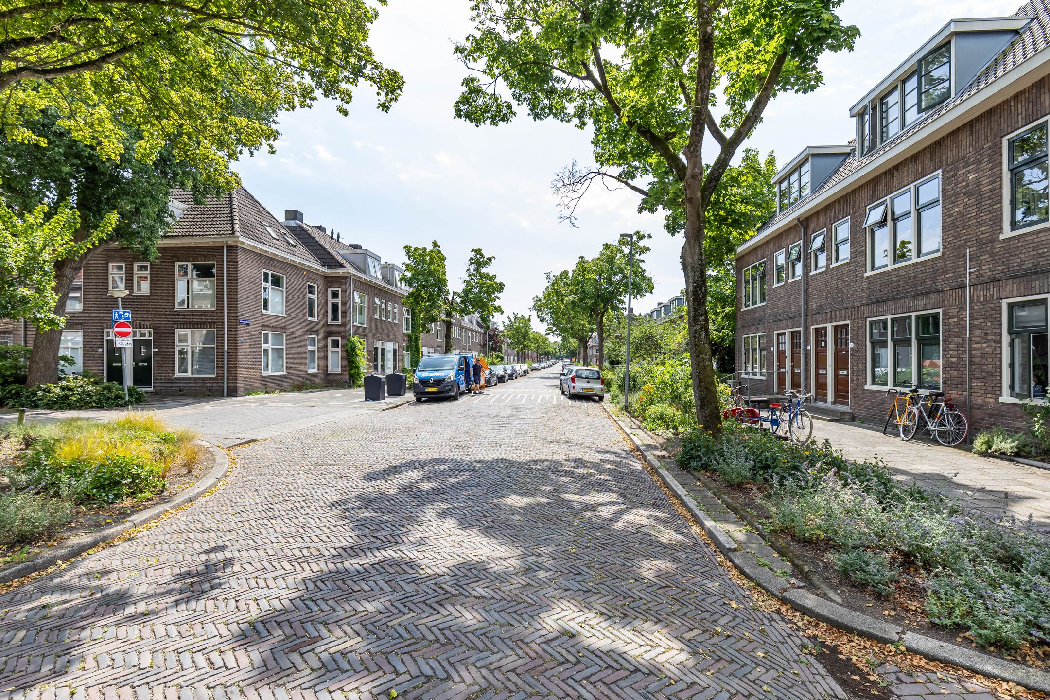 Photo 6 of Koninginnelaan 82-A