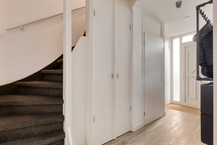 Foto 10 van H W Croeslaan 12