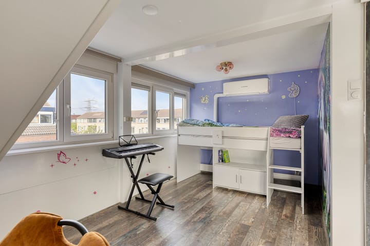 Foto 24 van H W Croeslaan 12