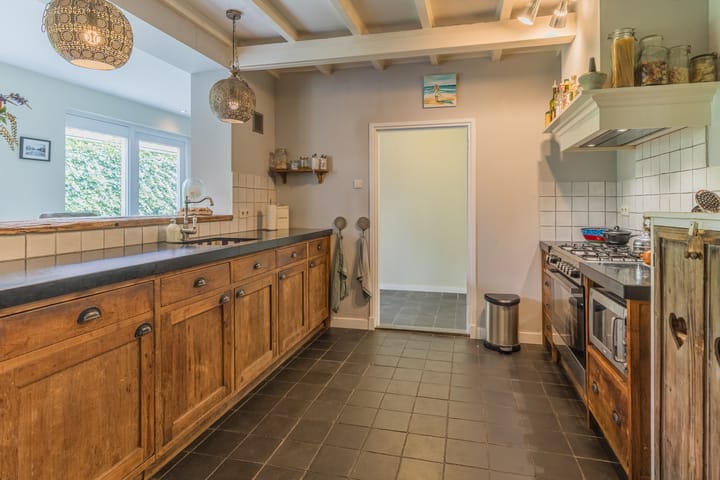 Foto 15 van Loeffstraat 6