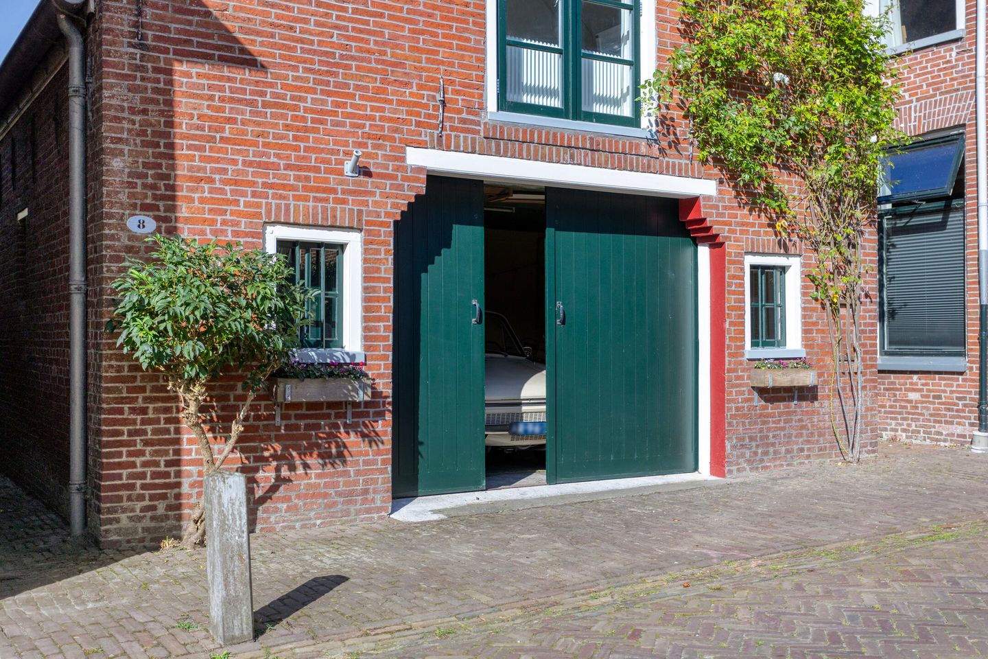 Photo 4 of Torenstraat 8