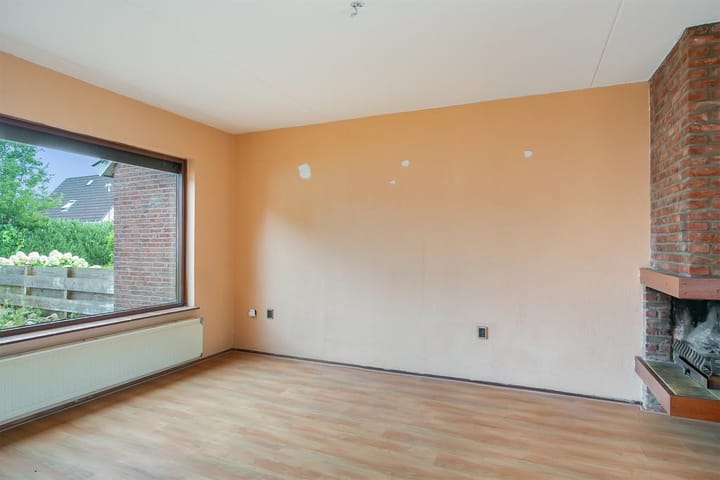 Photo 3 of Carry van Bruggenstraat 35