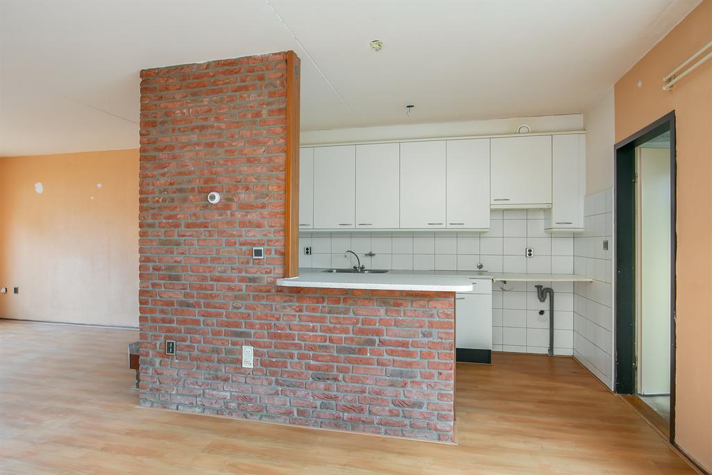 Photo 6 of Carry van Bruggenstraat 35